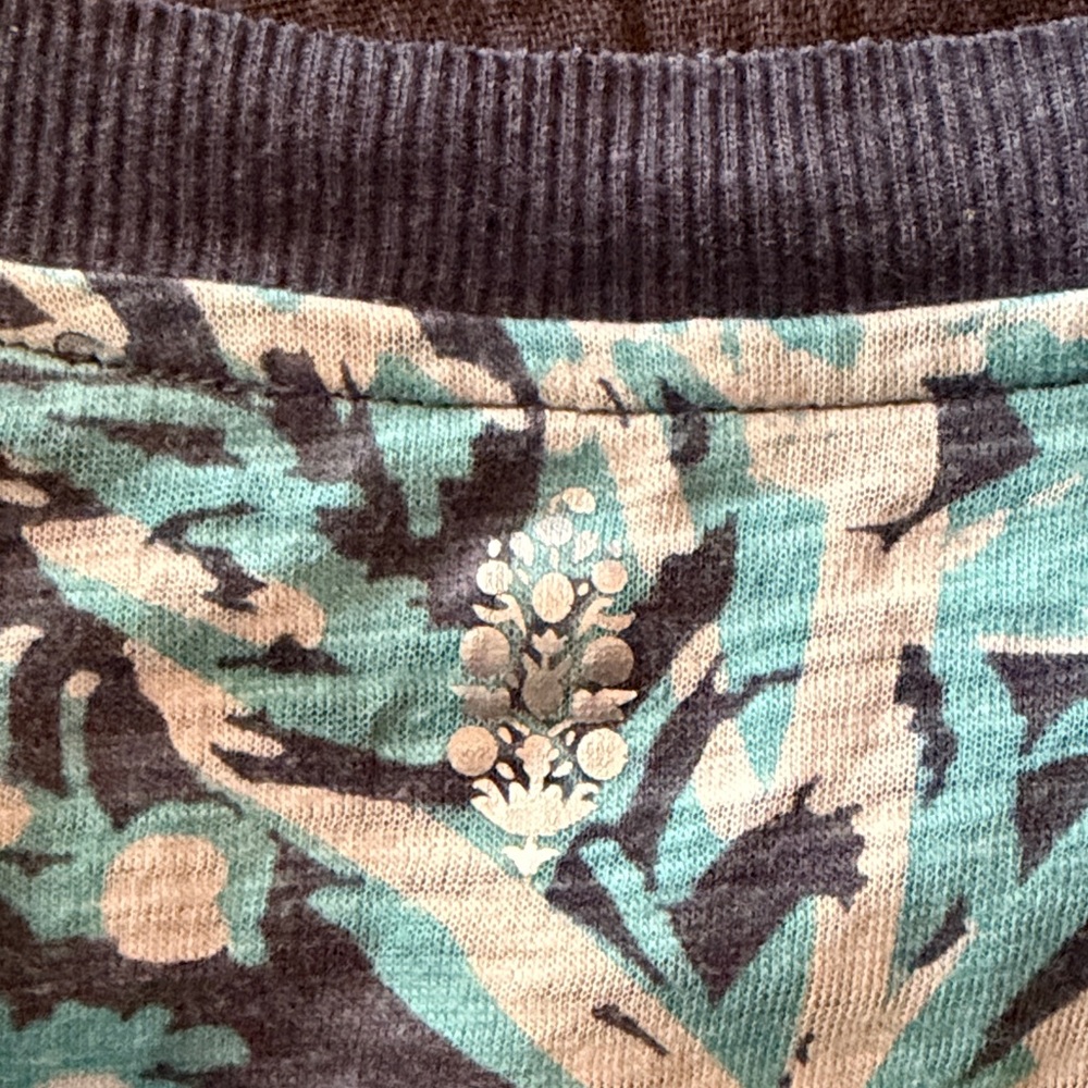 Lot of 3- FP Movement by Free People 2 tanks, 1 tshirt L/XL - Picture 4 of 11